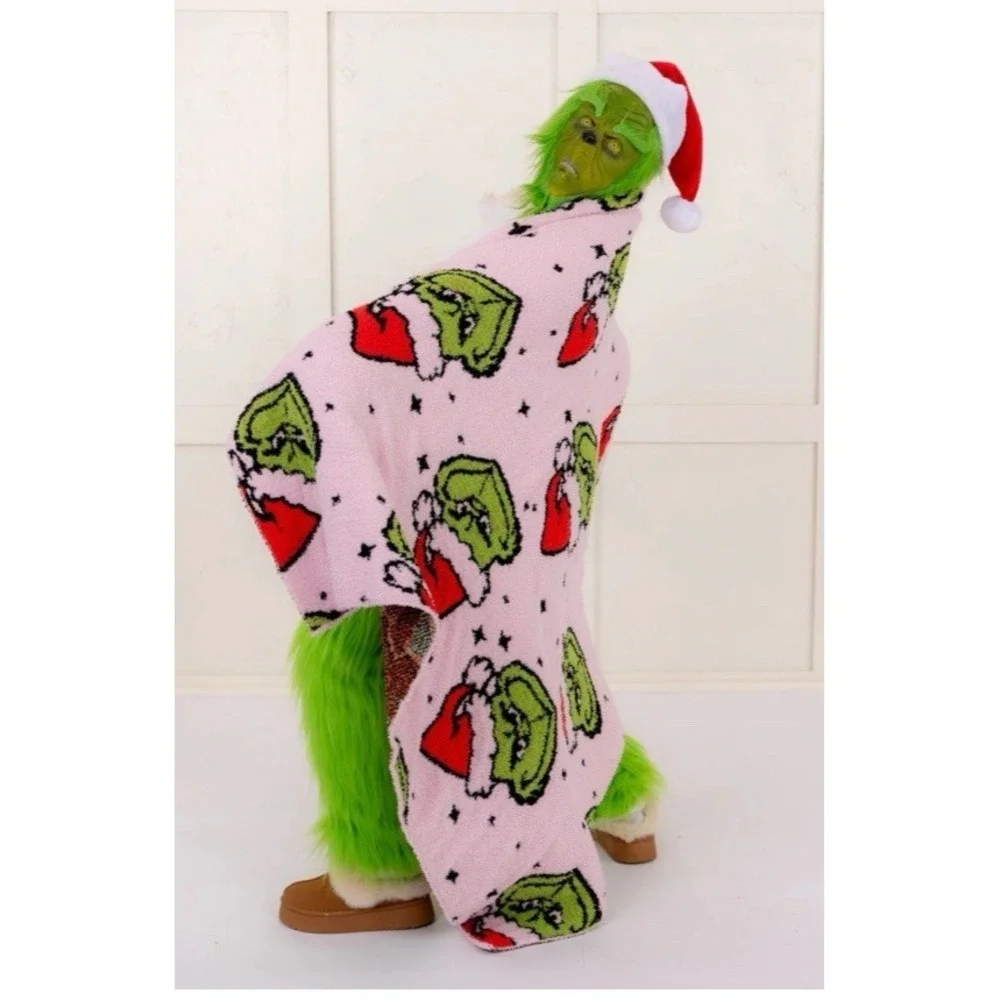 Grinch Pink Throw Blanket 50x60 Christmas Holiday Soft Plush NWT Willow Tree